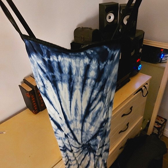 2/$25 NWOT Blue tie dye/ombre dress - Picture 2 of 2